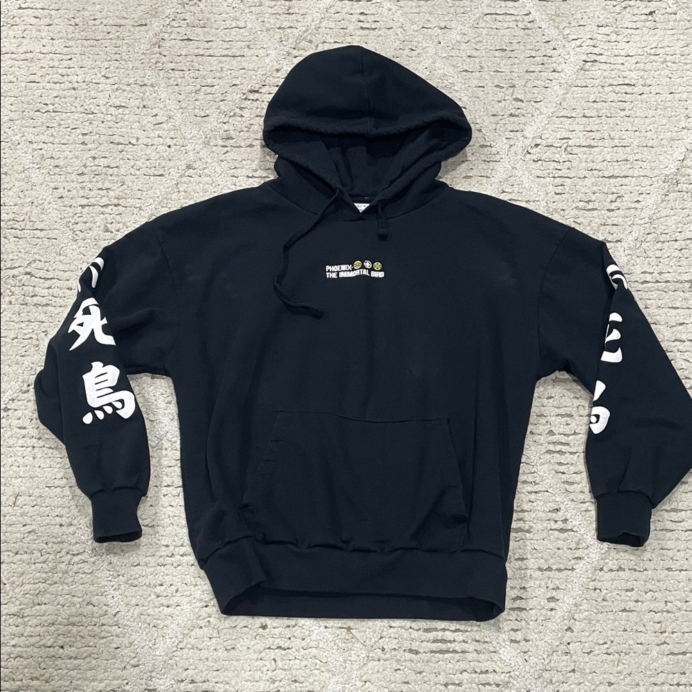 Skinny Dip Black manga Graphic Hoodie size small